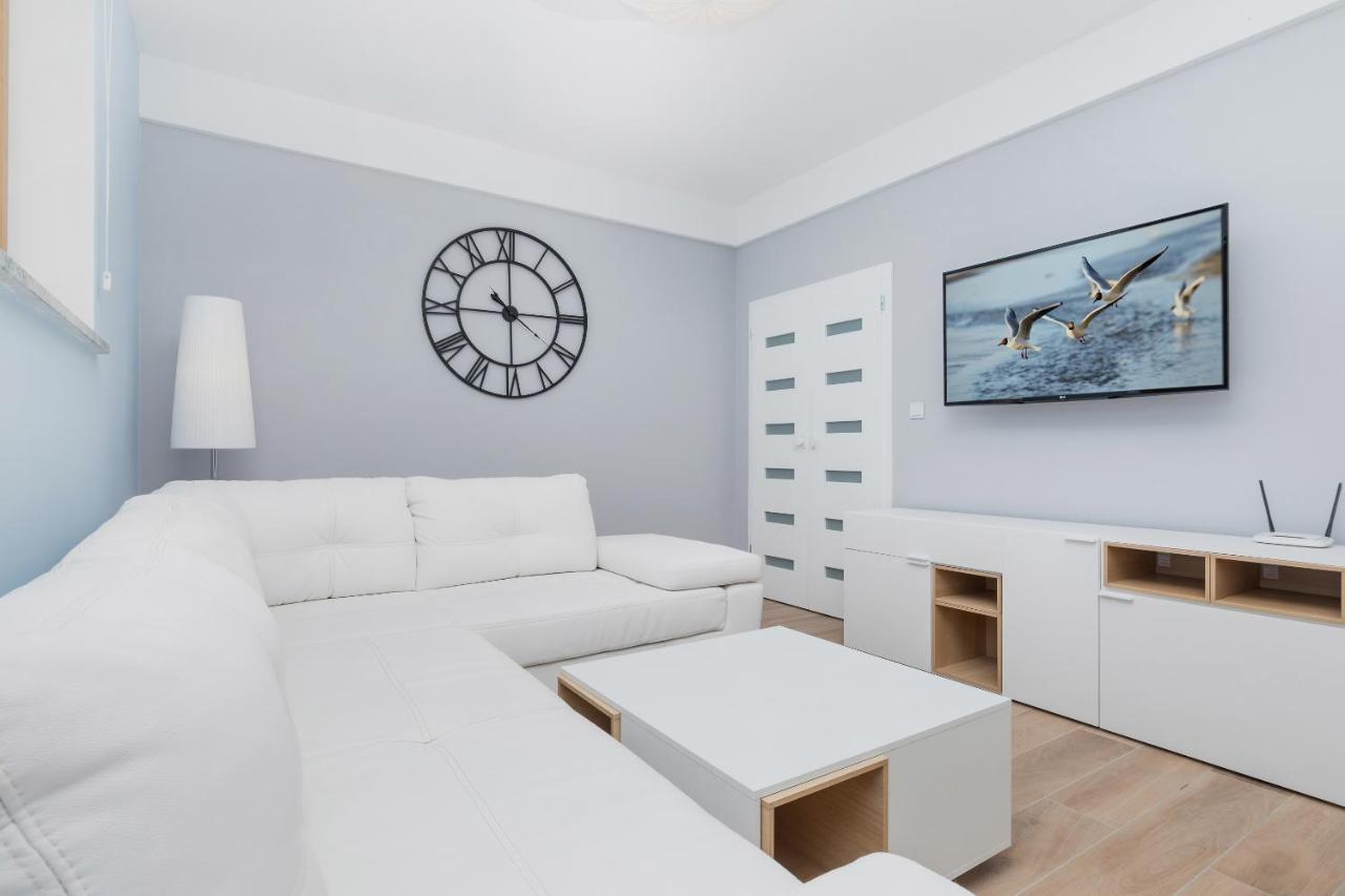 Underground Apartment In A Lux Holiday House Posejdon By Renters Prestige Kołczewo Exterior foto