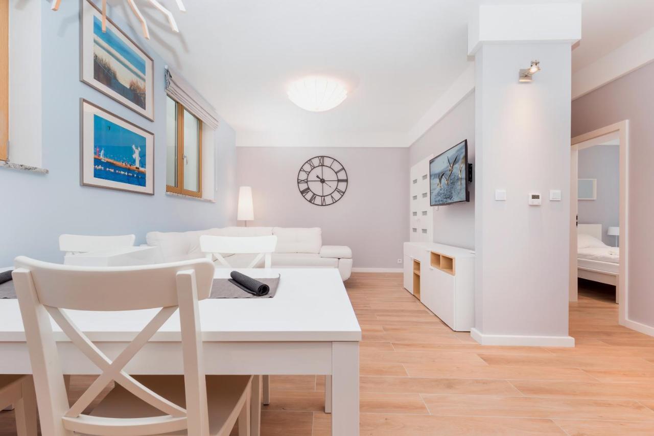 Underground Apartment In A Lux Holiday House Posejdon By Renters Prestige Kołczewo Exterior foto