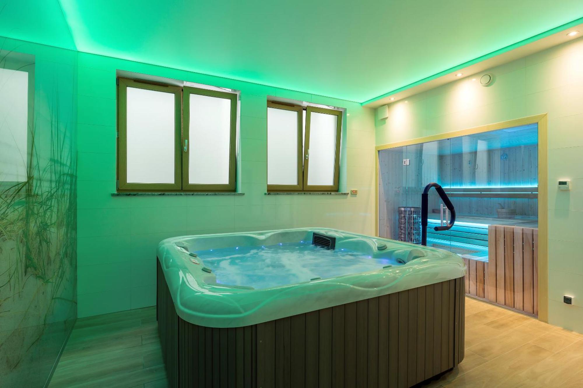 Underground Apartment In A Lux Holiday House Posejdon By Renters Prestige Kołczewo Exterior foto
